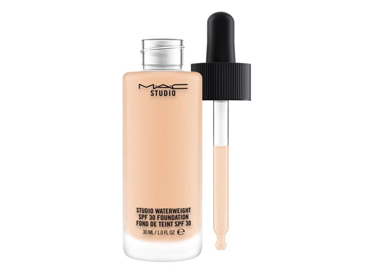 BASE MAC STUDIO WATERWEIGHT TONO NC25 - 1
