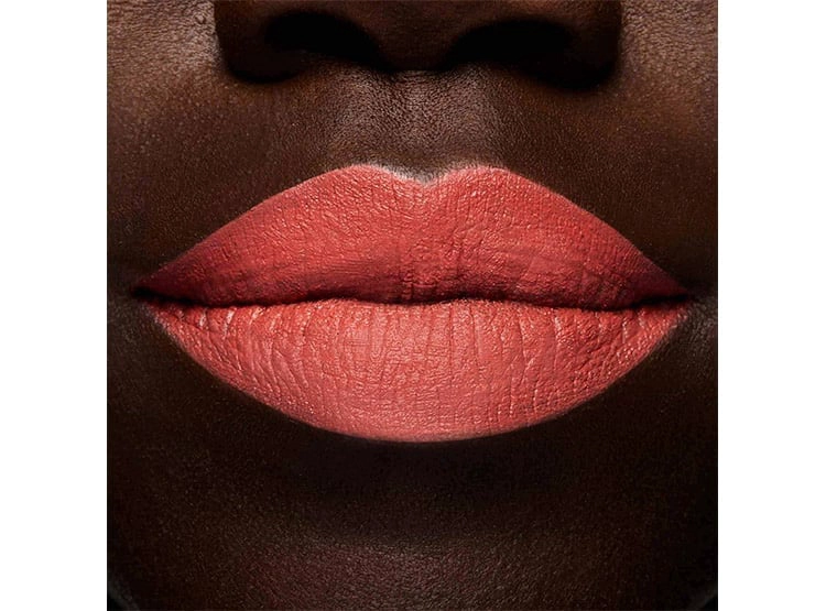 LABIAL MAC EN BARRA POWDER KISS LIPSTICK MULL IT OVER - 3