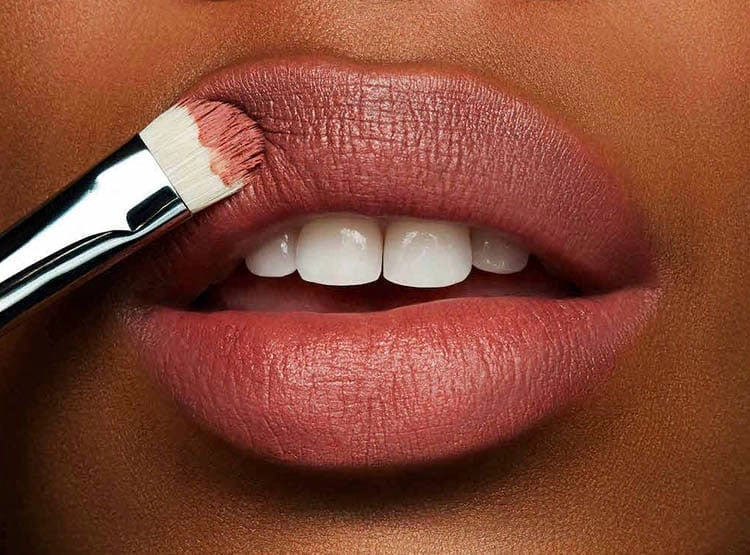 LABIAL MAC POWDER KISS LIPSTICK TEDDY 2.0 - 5