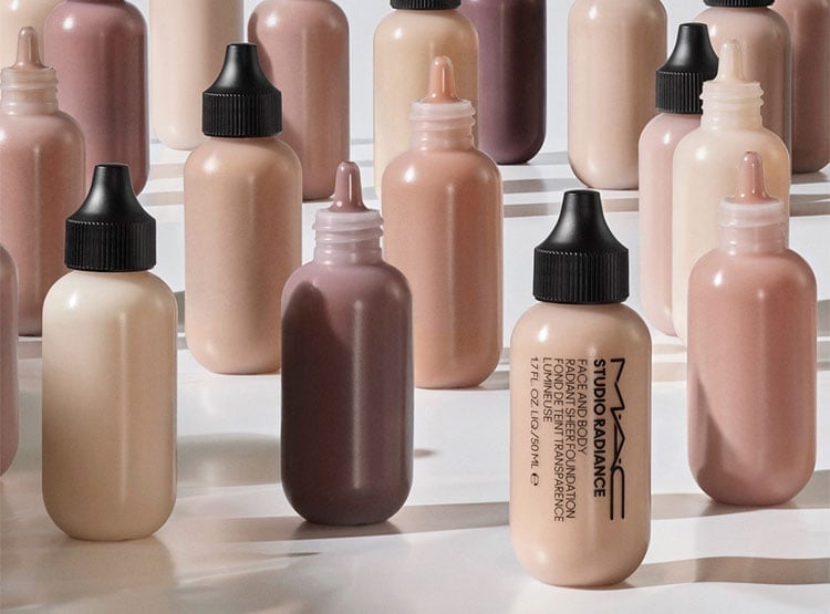BASE MAC STUDIO RADIANCE FACE AND BODY N4 - 5