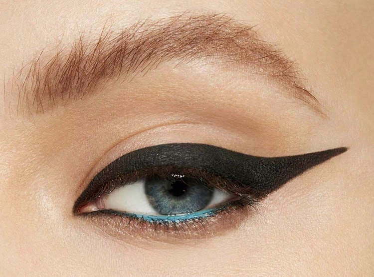 DELINEADOR DE OJOS MAC EN GEL PRO LONGWEAR FLUIDLINE BLACKTRACK - 3