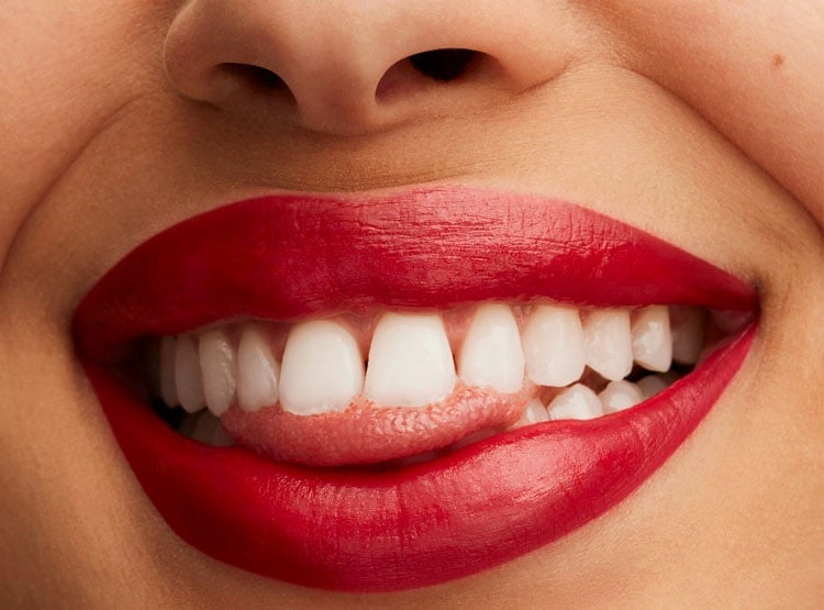 LABIAL MAC LUSTREGLASS LIPSTICK COCKNEY - 4