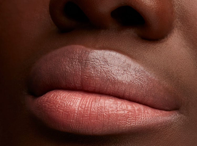LABIAL MAC LUSTREGLASS LIPSTICK THANKS ITS - 5