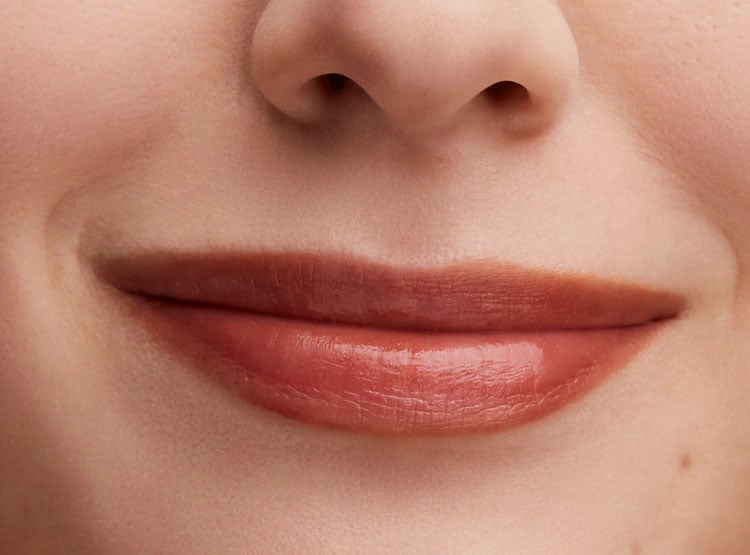 LABIAL MAC LUSTREGLASS LIPSTICK POSH PIT - 3
