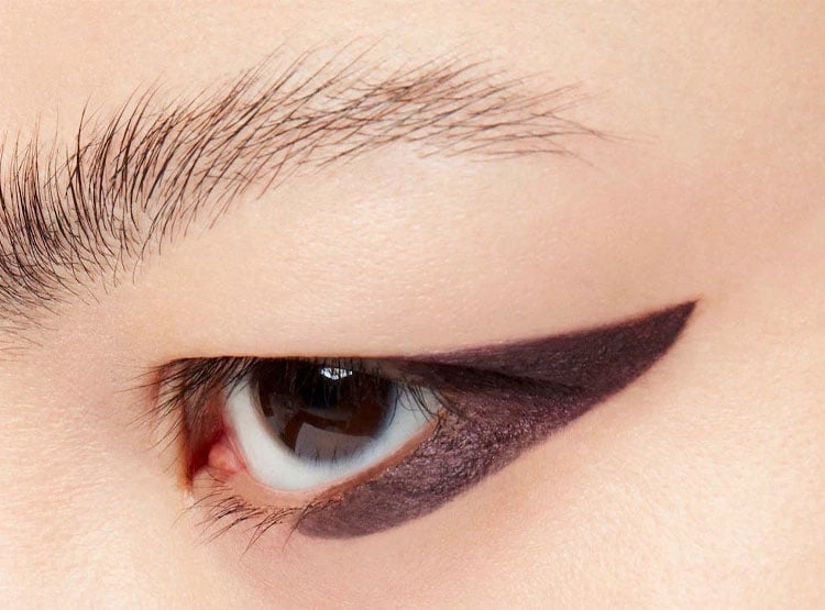 DELINEADOR DE OJOS MAC COLOUR EXCESS GEL PENCIL GRAPHIC CONTENT - 3