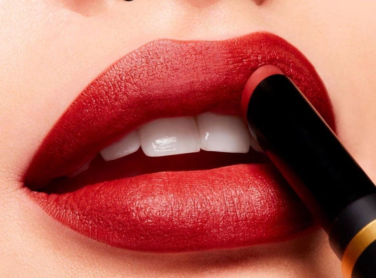 LABIAL MAC POWDER KISS VELVET BLUR SLIM STICK NICE SPICE 2 G - 4
