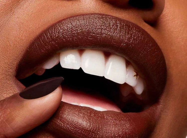 LABIAL MAC POWDER KISS VELVET BLUR SLIM STICK DUBONNET BUZZ 2 G - 5