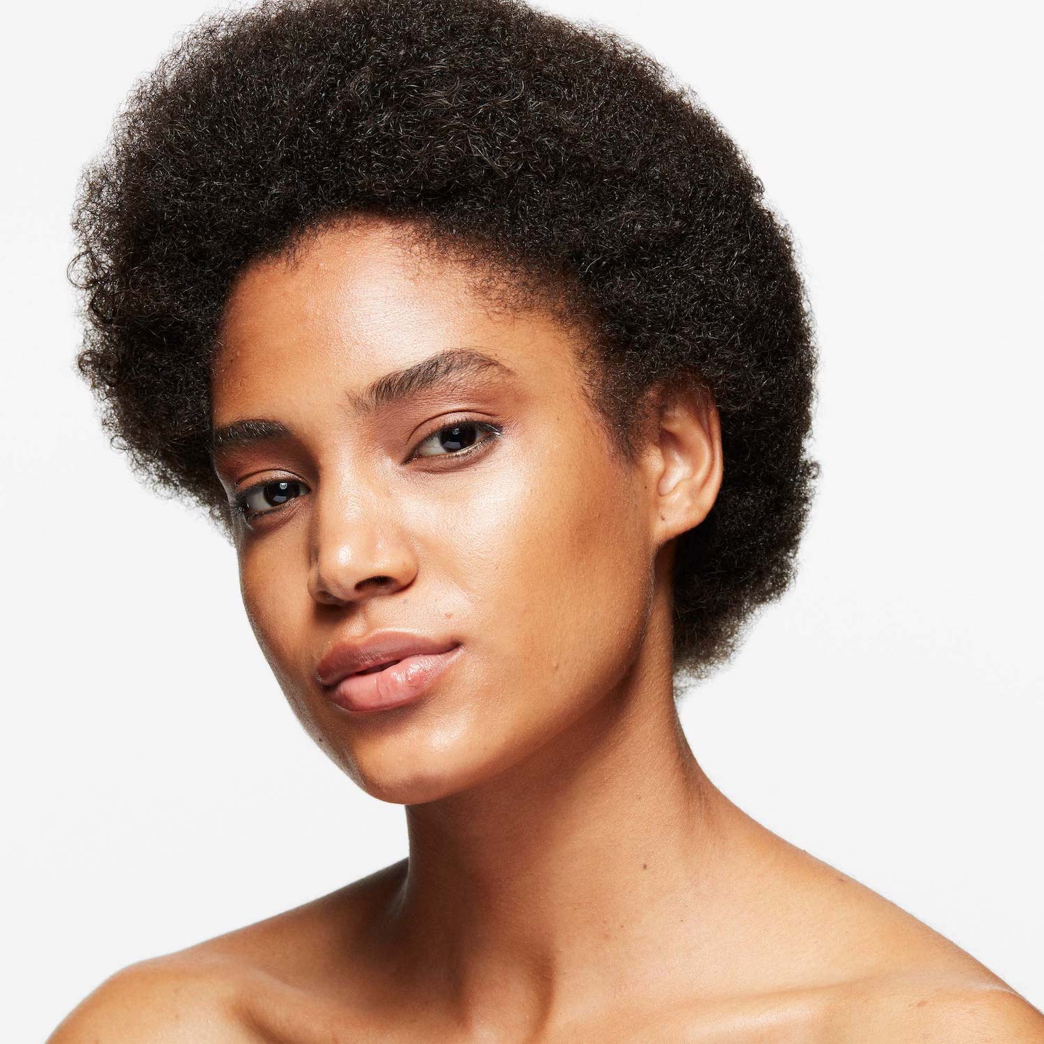 ILUMINADOR MAC STROBE DEWY SKIN TINT -MEDIUM PLUS - 3