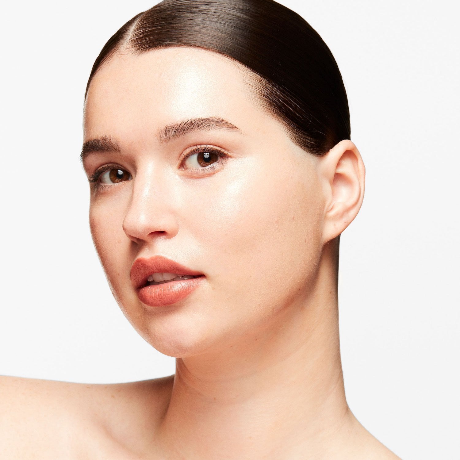 ILUMINADOR MAC STROBE DEWY SKIN TINT -LIGHT PLUS - 3