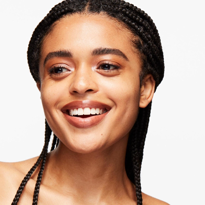 ILUMINADOR MAC STROBE DEWY SKIN TINT -DARK - 2
