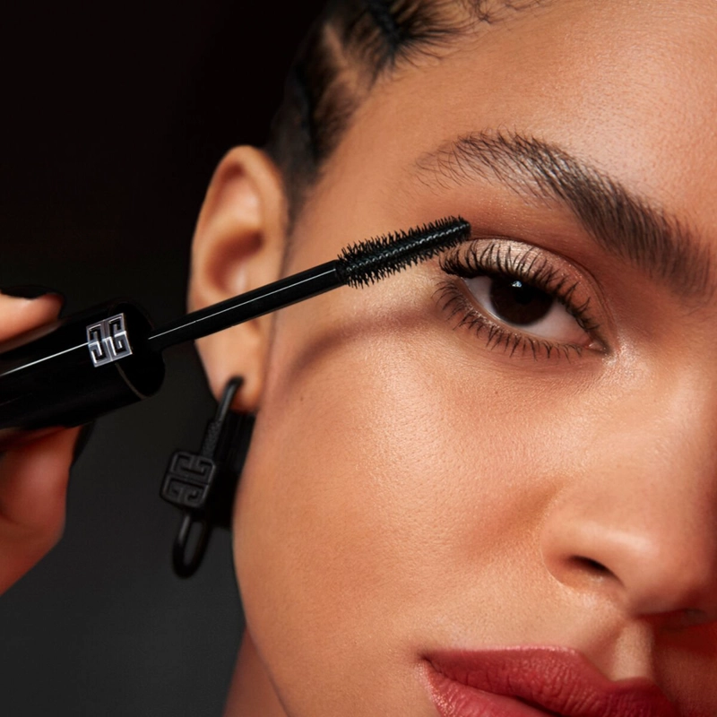 MÁSCARA DE PESTAÑAS GIVENCHY L´INTERDIT COUTURE VOLUME N1 BLACK - 10