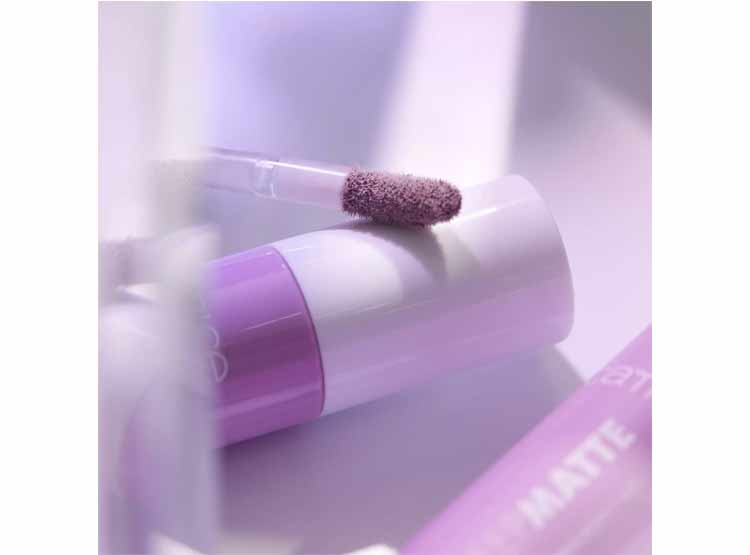 SOMBRA DE OJOS LÍQUIDA CATRICE DEEP MATTE WATERPROOF - 8