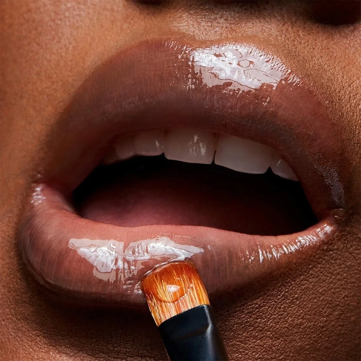 SET MAQUILLAJE MAC LIP COMBO CORK - 9