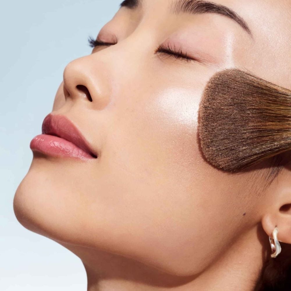 ILUMINADOR CLINIQUE TRUE HIGHLIGHT WEIGHTLESS ILLUMINATOR EN TONO DAYLIT BRONZE - 5