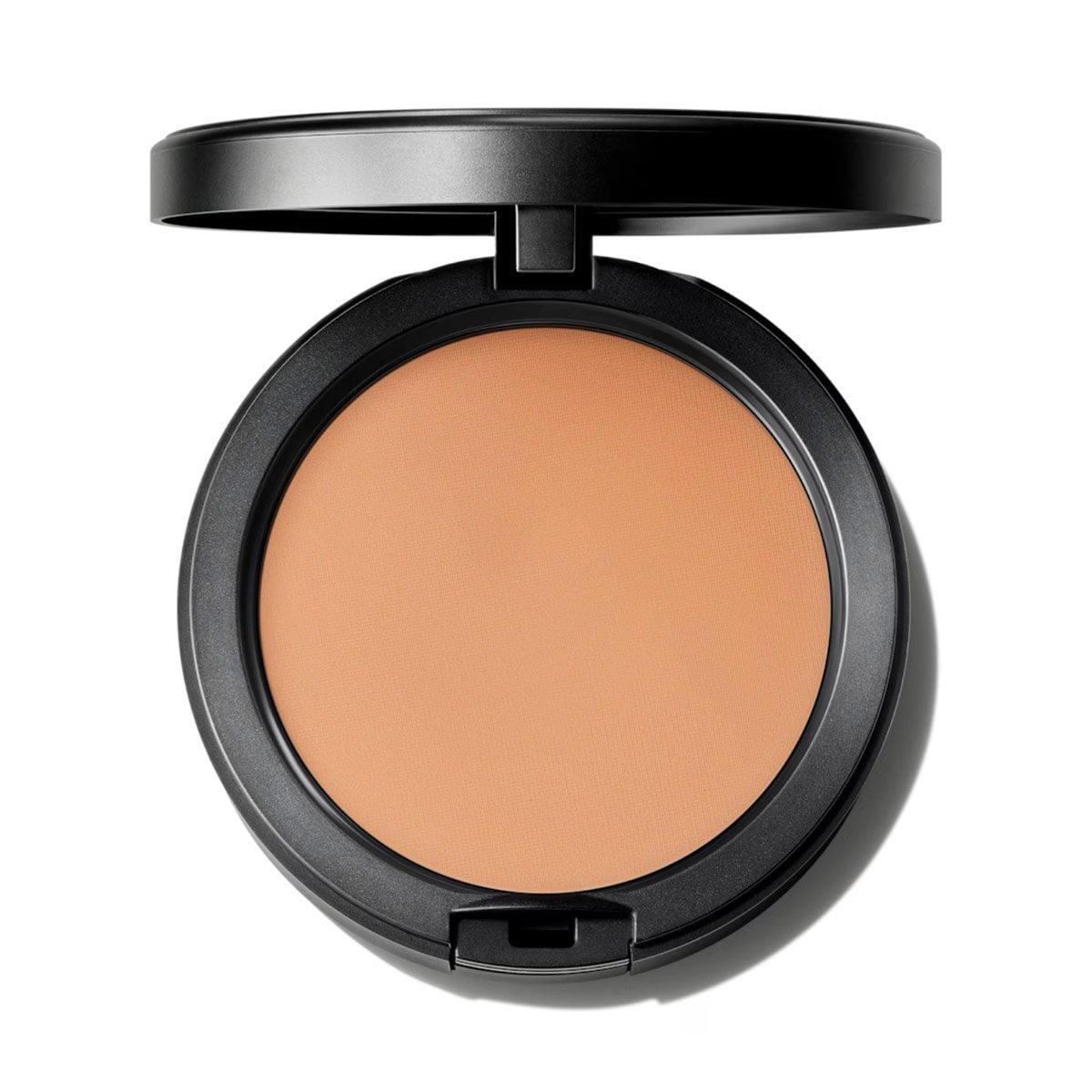POLVO MAC STUDIO FIX POWDER PLUS FOUNDATION EN EL TONO C4.5 - 1