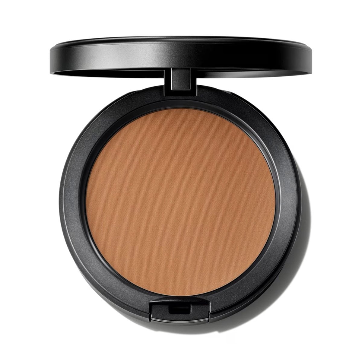 POLVO MAC STUDIO FIX POWDER PLUS FOUNDATION EN EL TONO NC47 - 1