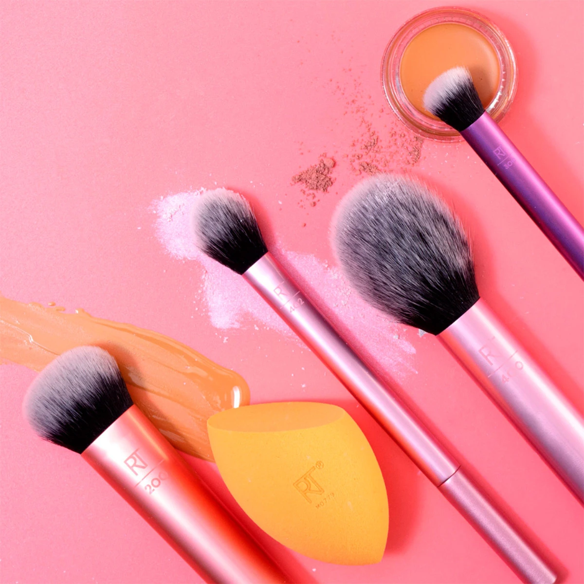 SET BROCHAS REAL TECHNIQUES EVERYDAY ESSENTIAL - 4
