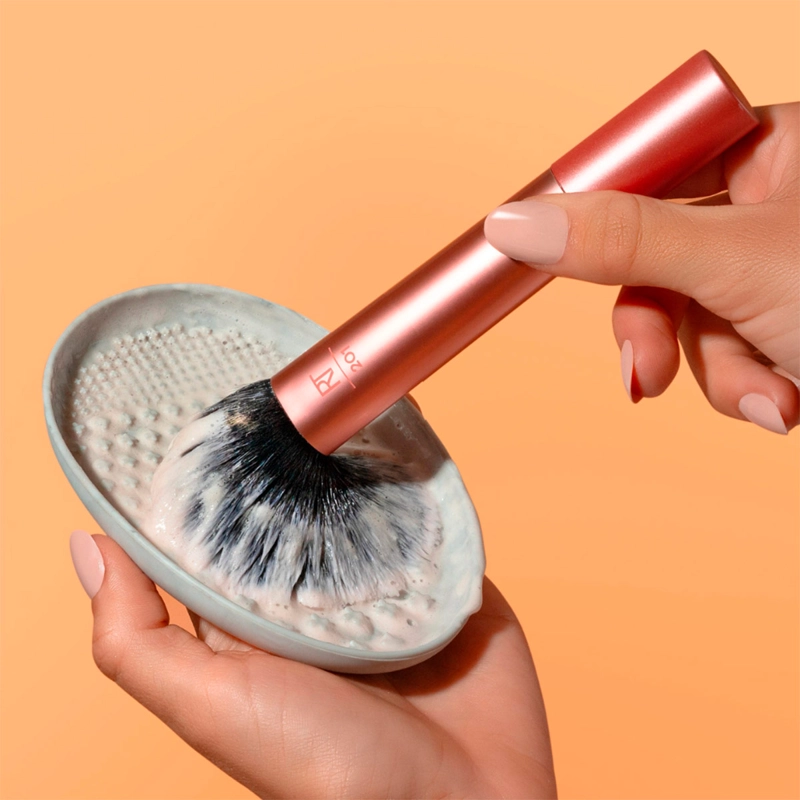LIMPIADOR DE BROCHAS REAL TECHNIQUES - 5