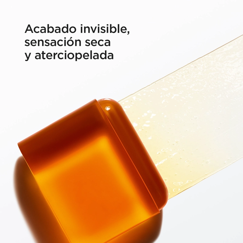 CLARINS SUN CARE STICK PROTECTOR SOLAR EN BARRA DE ALTA PROTECCIÓN SPF50 - 5