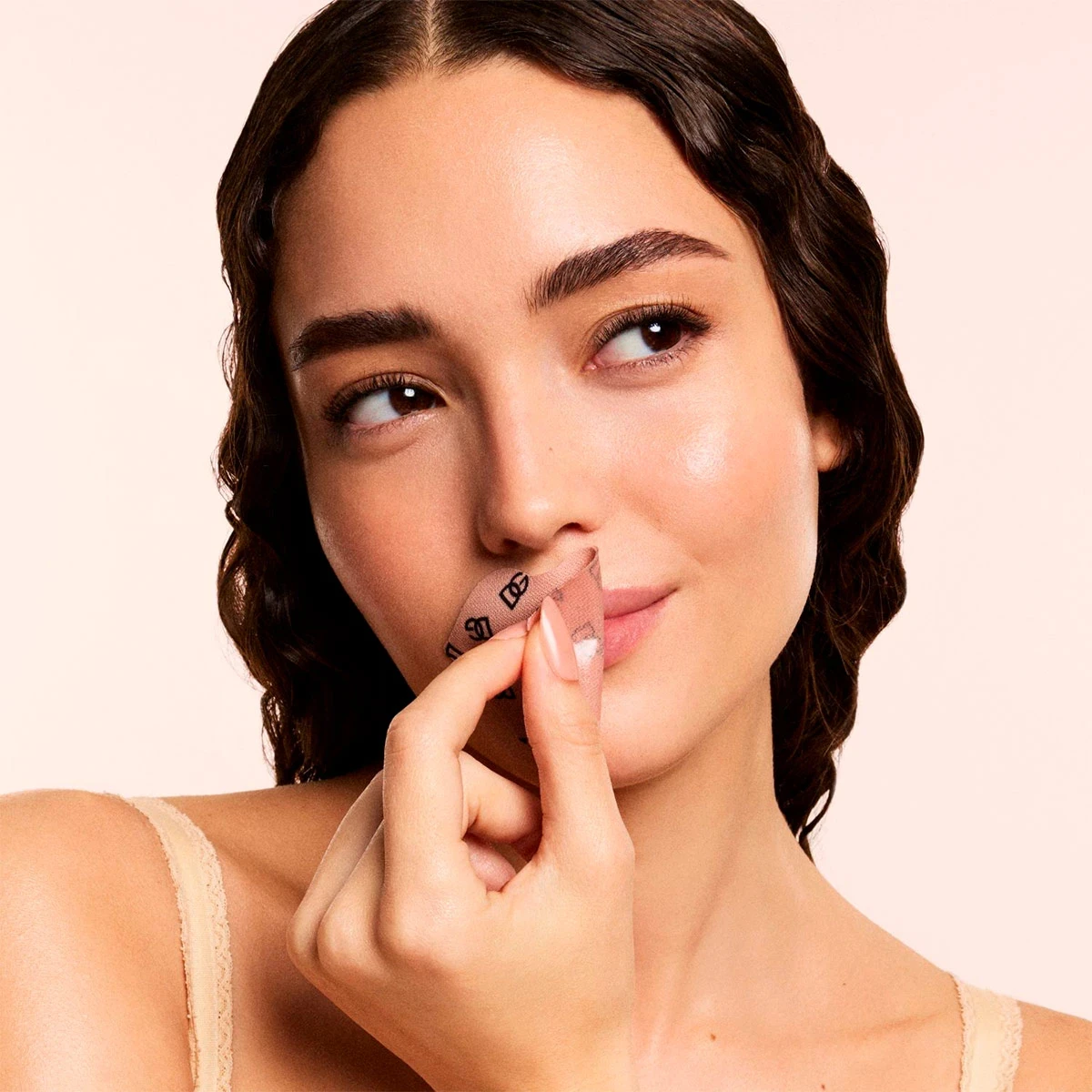 TRATAMIENTO LABIOS DOLCE&GABBANA NOURI-KISS PETAL LIP PATCHES - 5