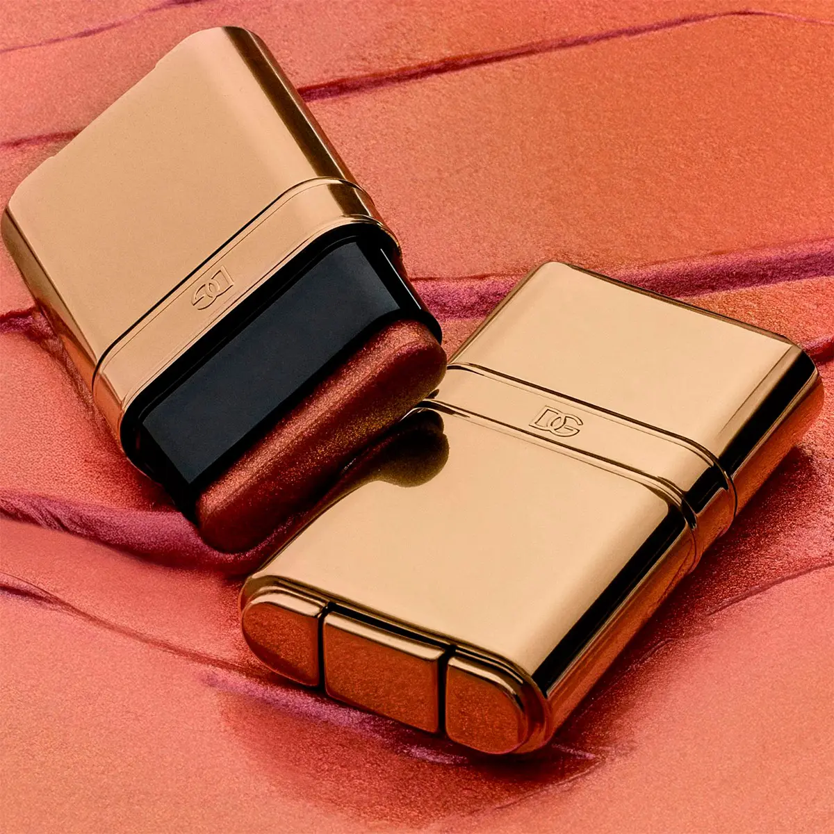 ILUMINADOR EN BARRA DOLCE&GABBANA GLAZELIGHTER GLOW OPALESCENT SHIMMER - 6
