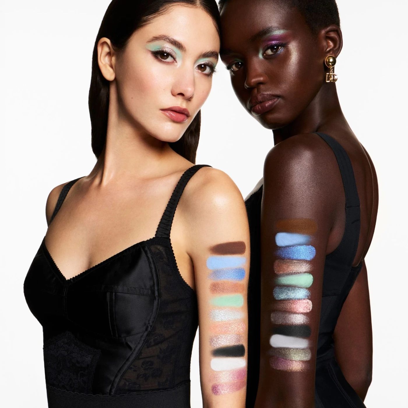 PALETA DE SOMBRAS E ILUMINADOR DOLCE&GABBANA EYE DARE YOU BEYOND - 7