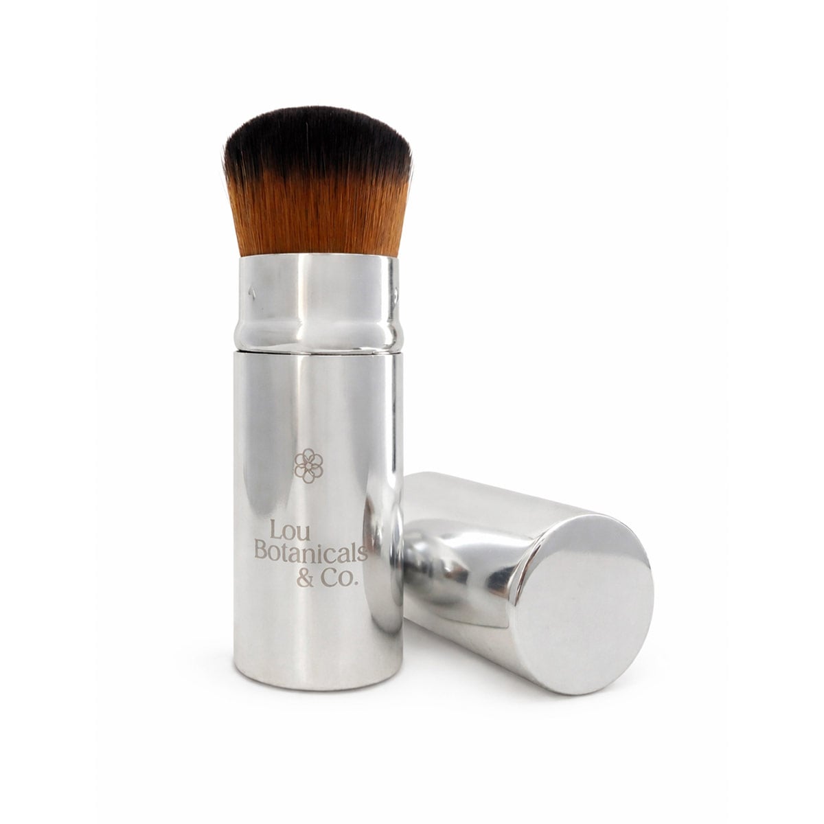 BROCHA PARA RUBOR BASE O POLVOS LOU BOTANICALS KABUKI BRUSH - 1