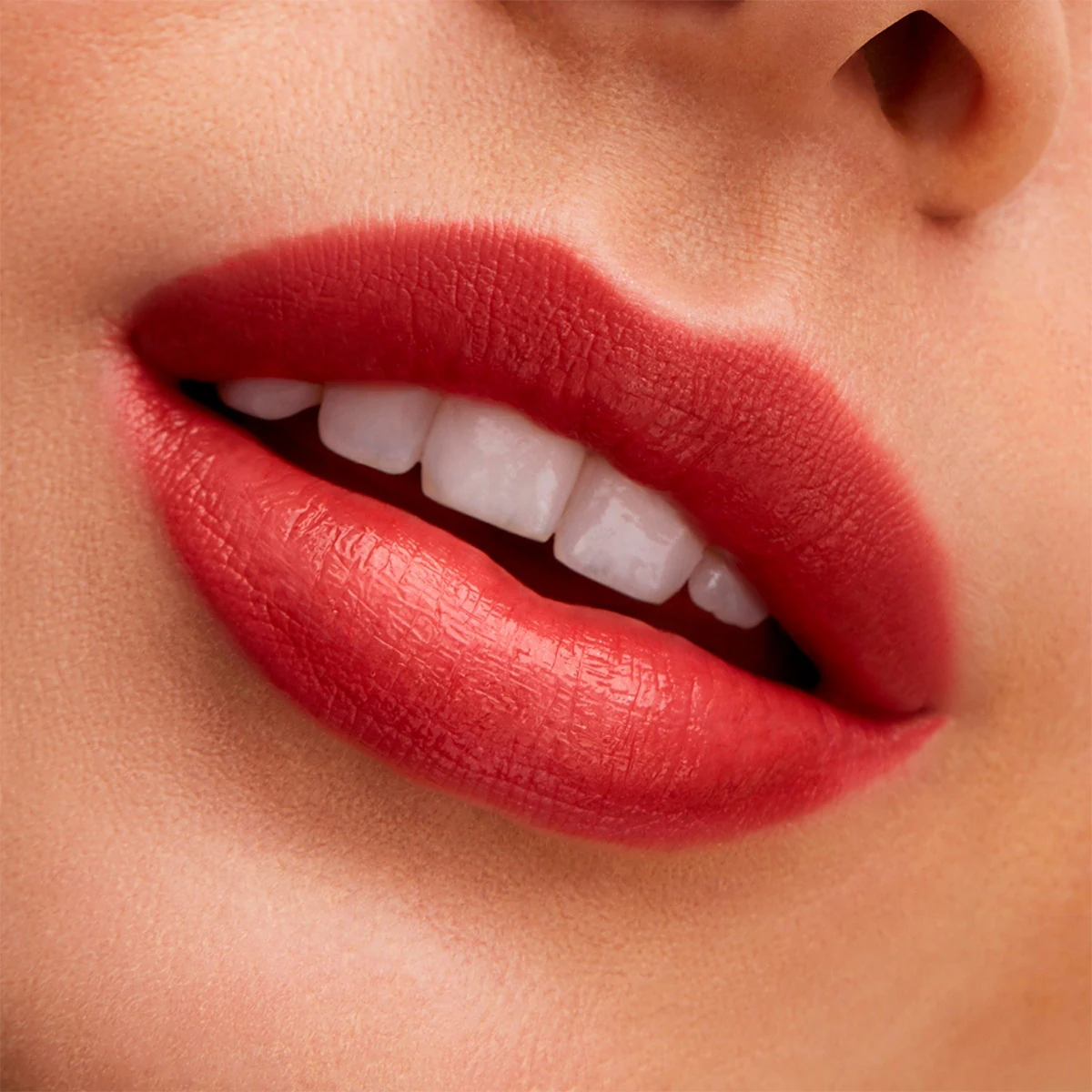 LABIAL MAC LUSTERGLASS SHEER SHINE BUSSINESS CASUAL - 3