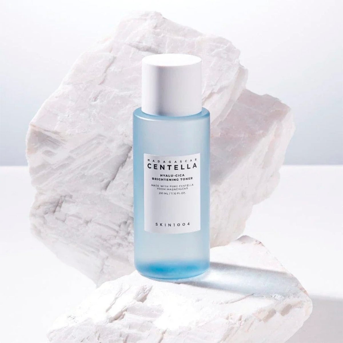 TRATAMIENTO SKIN1004 MADAGASCAR CENTELLA HYALU-CICA BRIGHTENING 210ML - 3