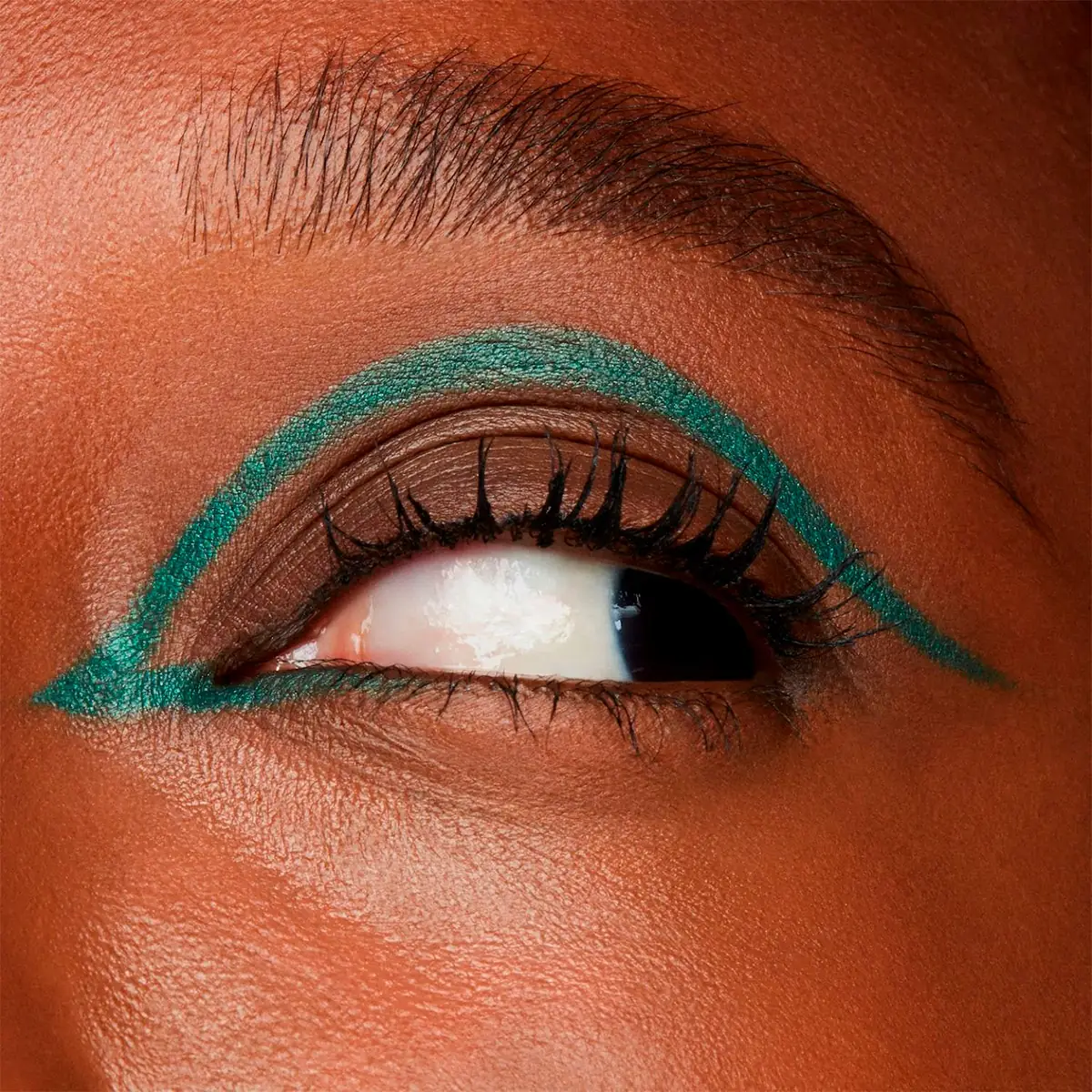 DELINEADOR DE OJOS MAC COLOUR EXCESS GEL - 6