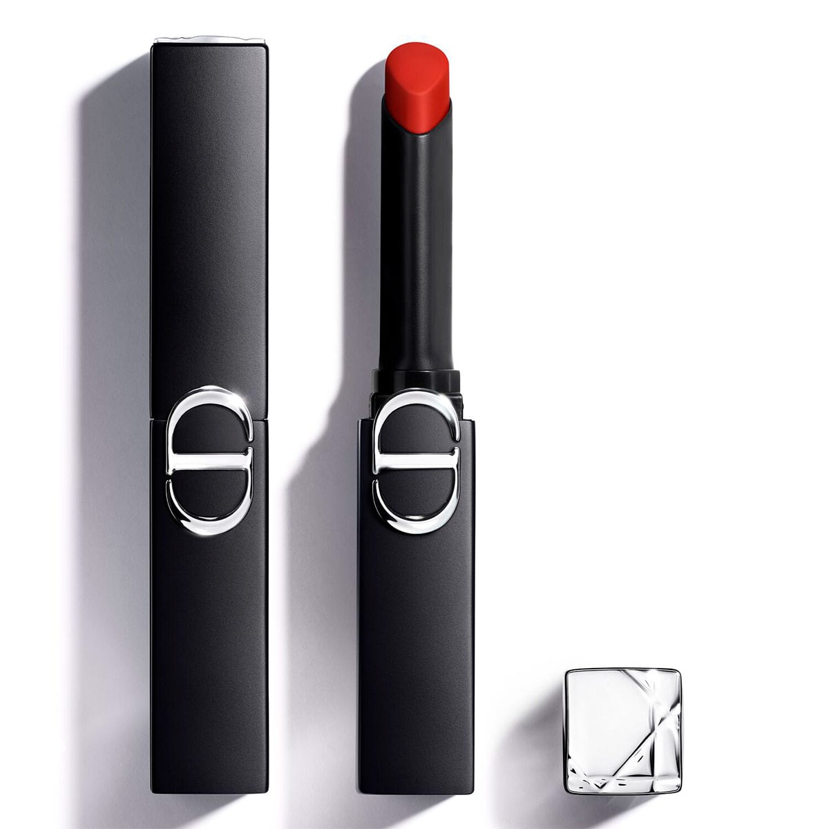 LABIAL DIOR ROUGE IN STAGE MATE 460 RED ON STAGE - 1