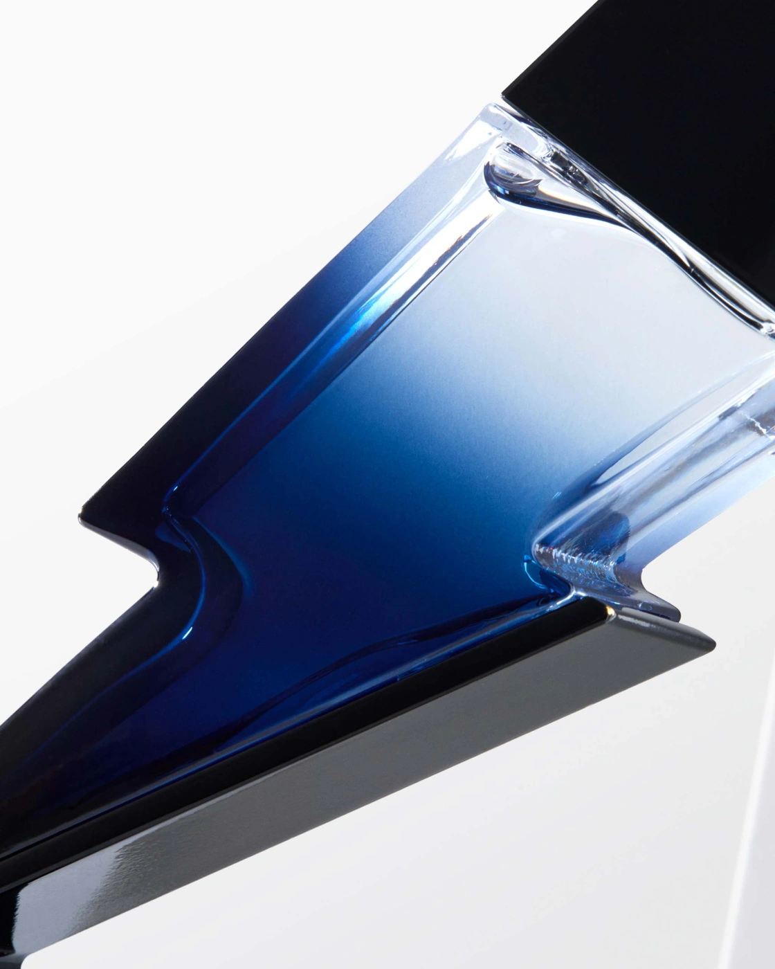 PERFUME CAROLINA HERRERA BAD BOY COBALT EDP 50ML - 3