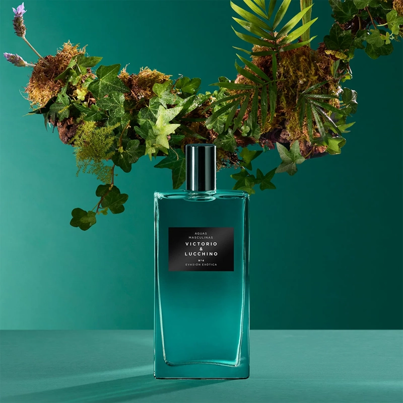 PERFUME VICTORIO & LUCCHINO AGUAS MASCULINAS N°4 EVASION EXOTICA HOMBRE EDT 150ML - 4