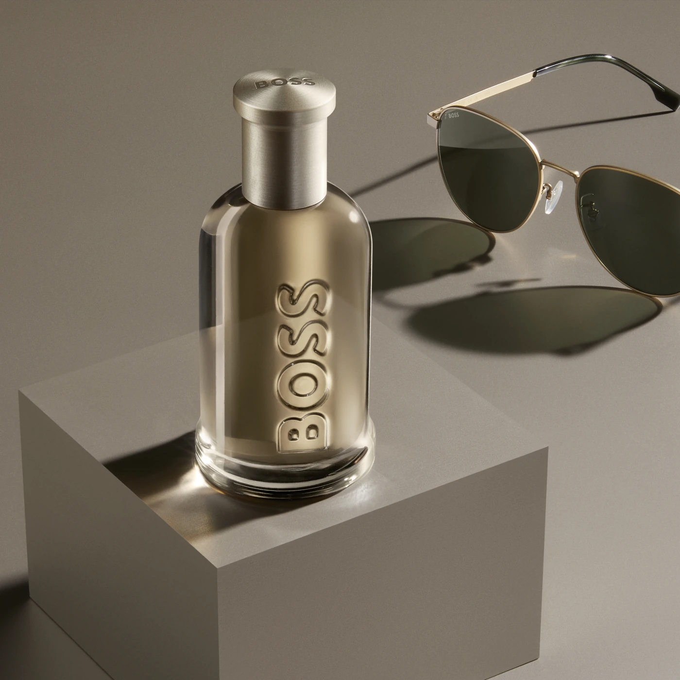 PERFUME HUGO BOSS BOTTLED HOMBRE EDP 200 ML - 5