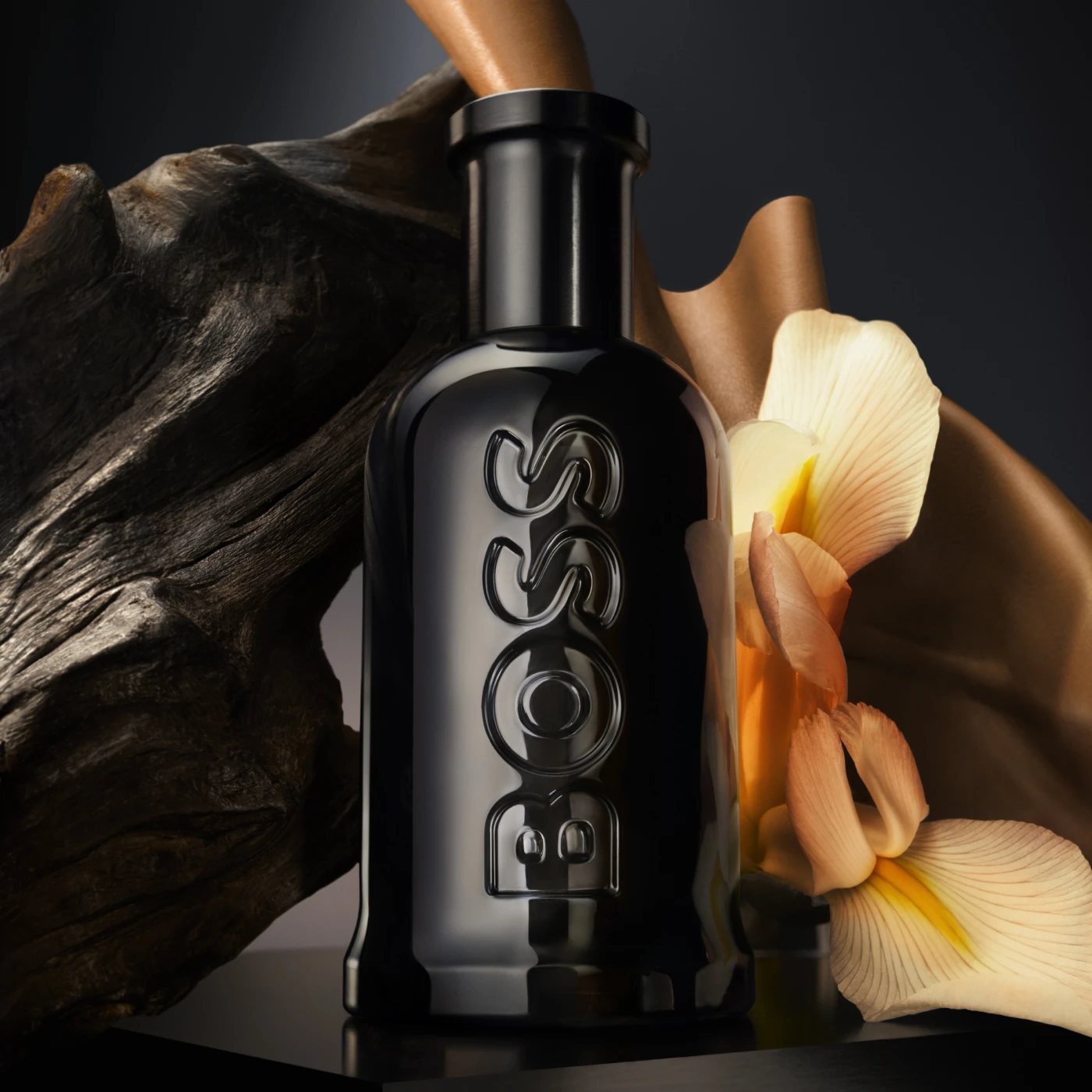 PERFUME HUGO BOSS BOTTLED HOMBRE PARFUM 100 ML - 3