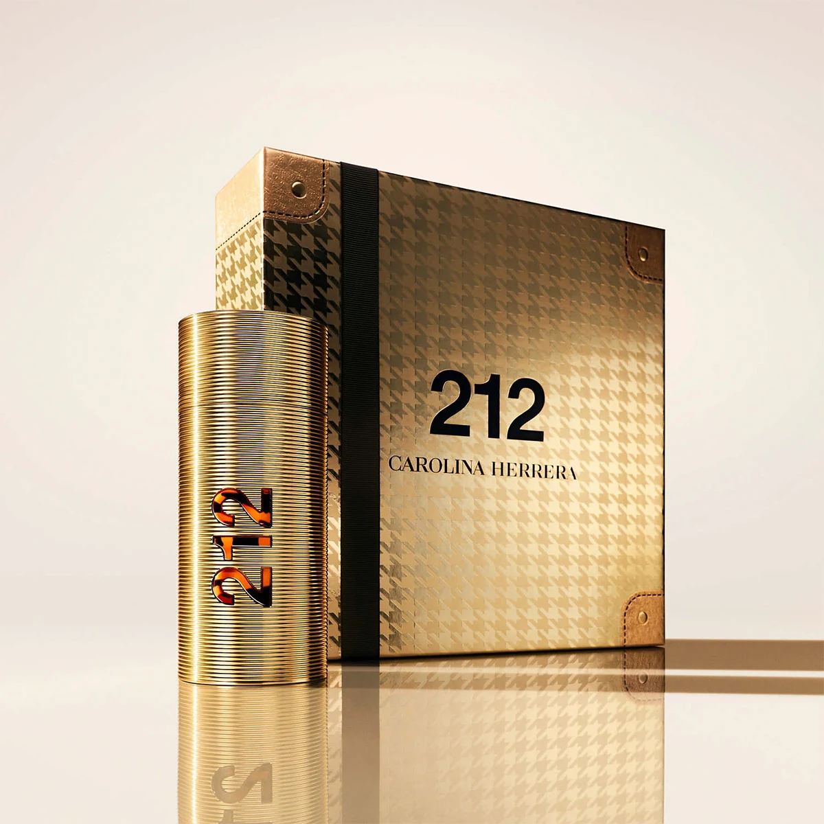 SET PERFUME CAROLINA HERRERA 212 NYC HOMBRE EDP 100ML+ 100ML - 2