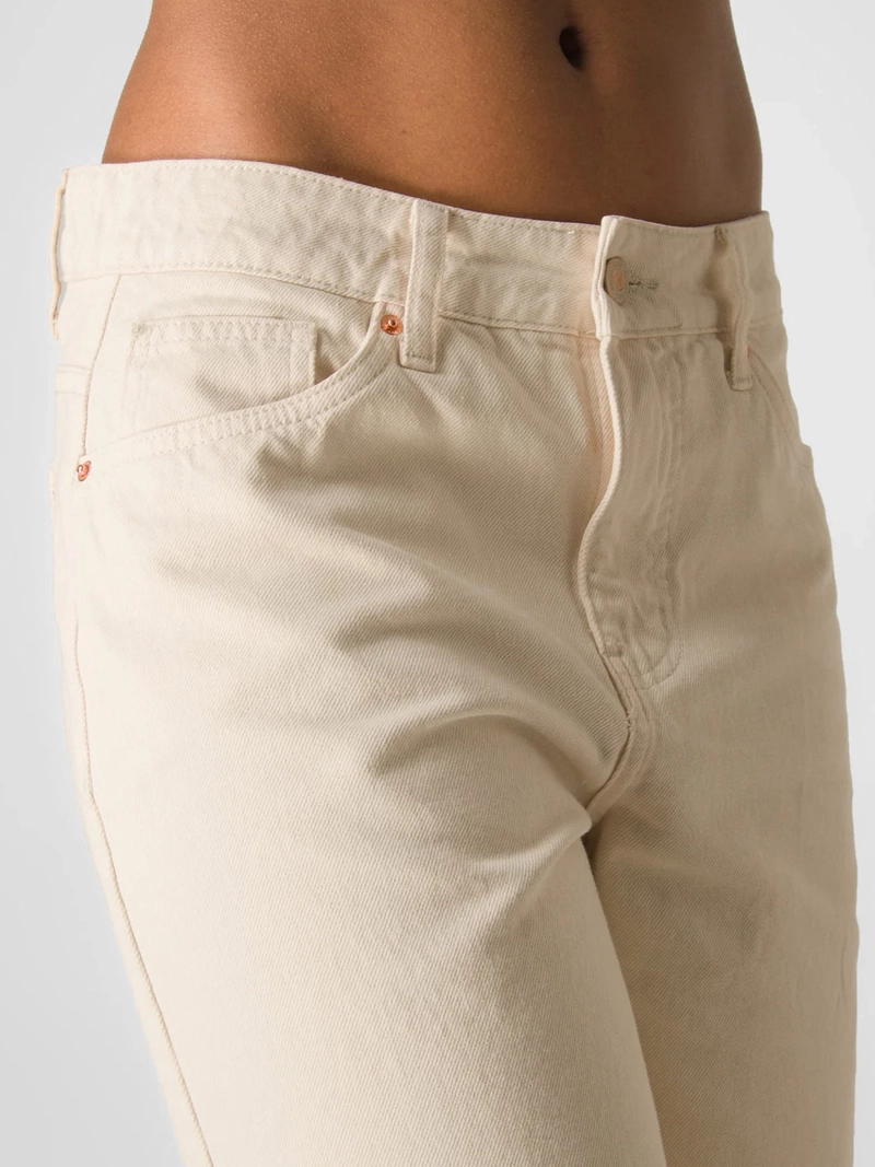 SHORT MUJER SQUEEZE SUELTO GYZELLE - 4