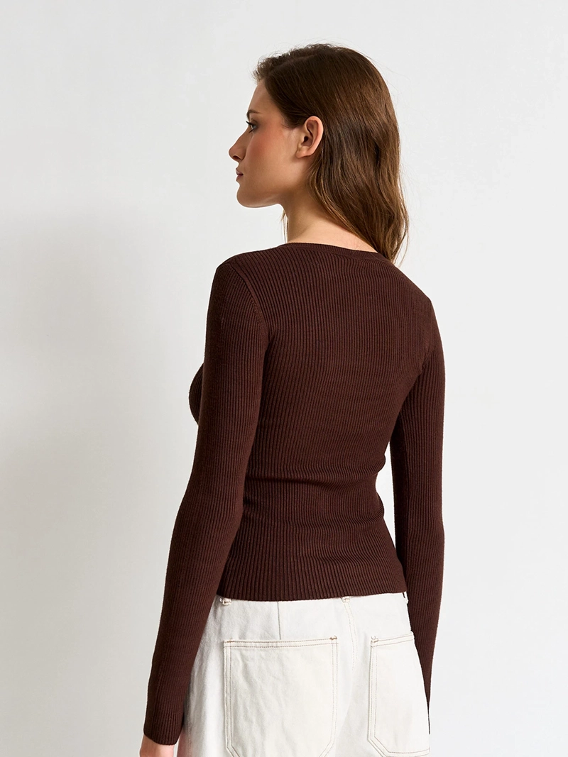 SWEATER MUJER INDEX ALMENDRA - 2