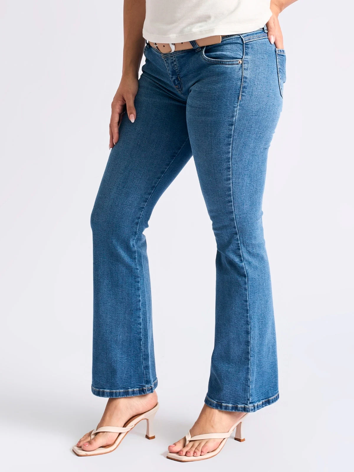 JEANS ALGODÓN BOOTCUT MUJER PARADA 111 CATRINA - 3