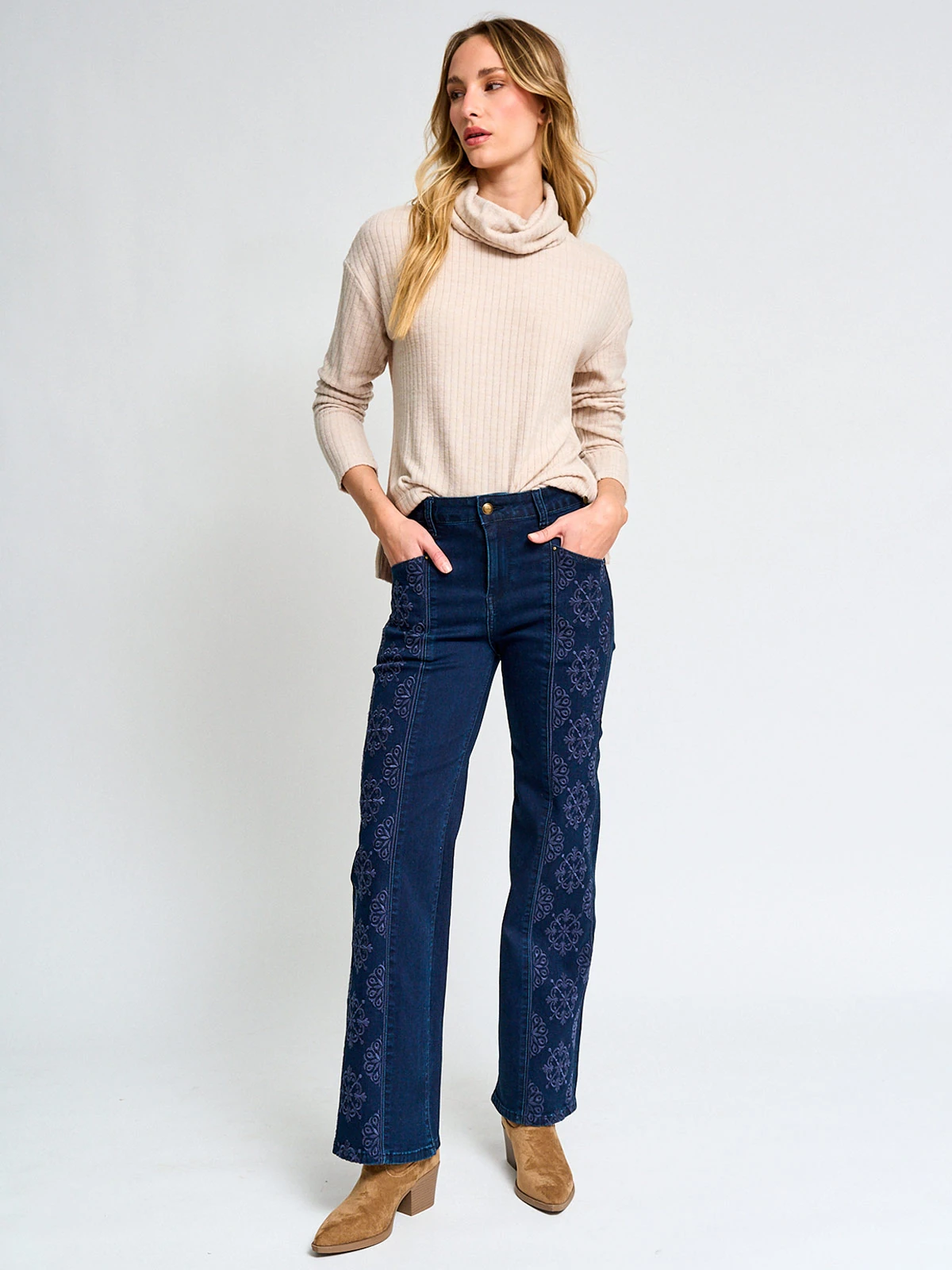POLO MANGA LARGA MUJER TATIENNE EUKA - 4