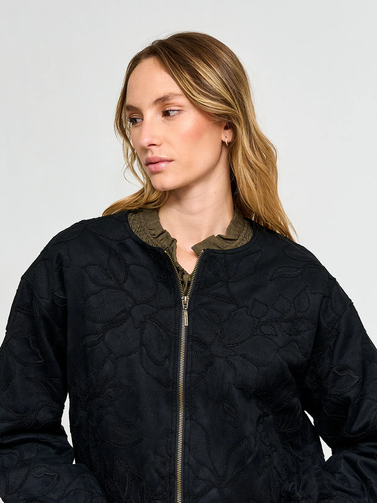 CASACA MUJER TATIENNE CORTA BOMBER - 4