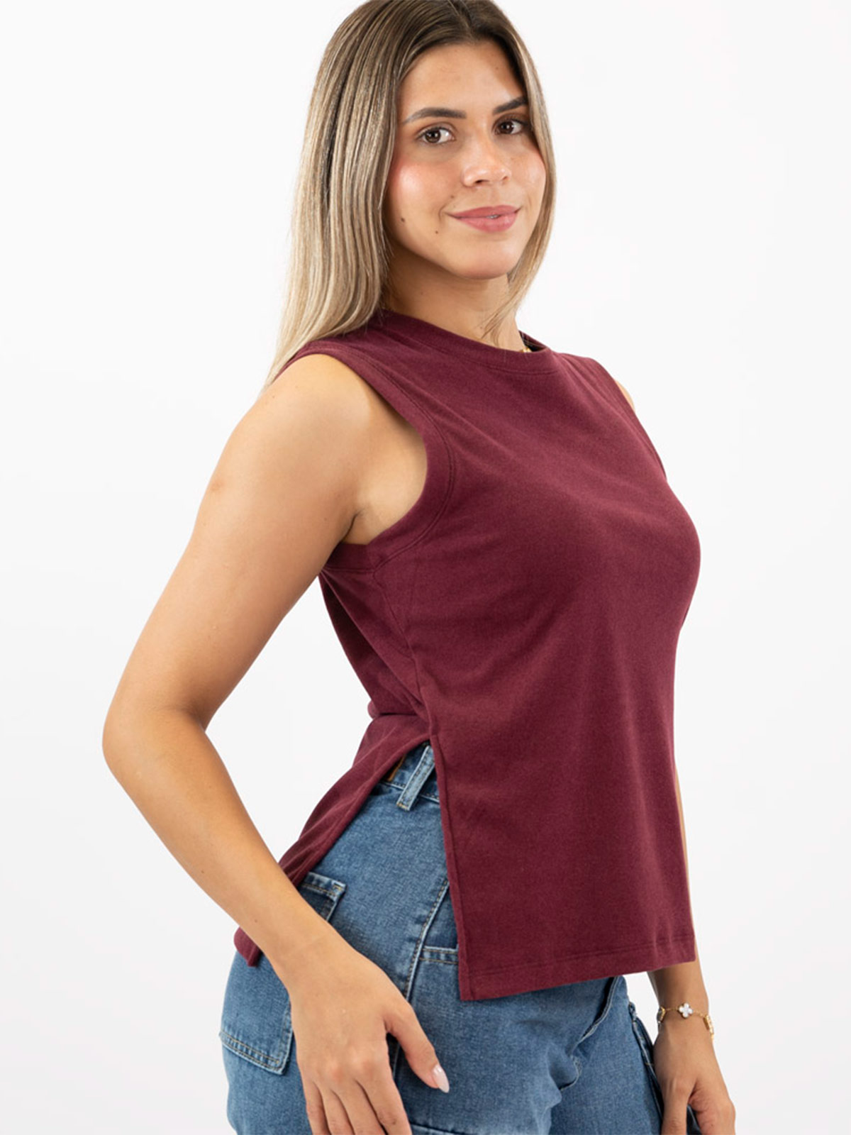 CHOMPA SIN MANGAS MUJER BLACKOUT SARA - 2