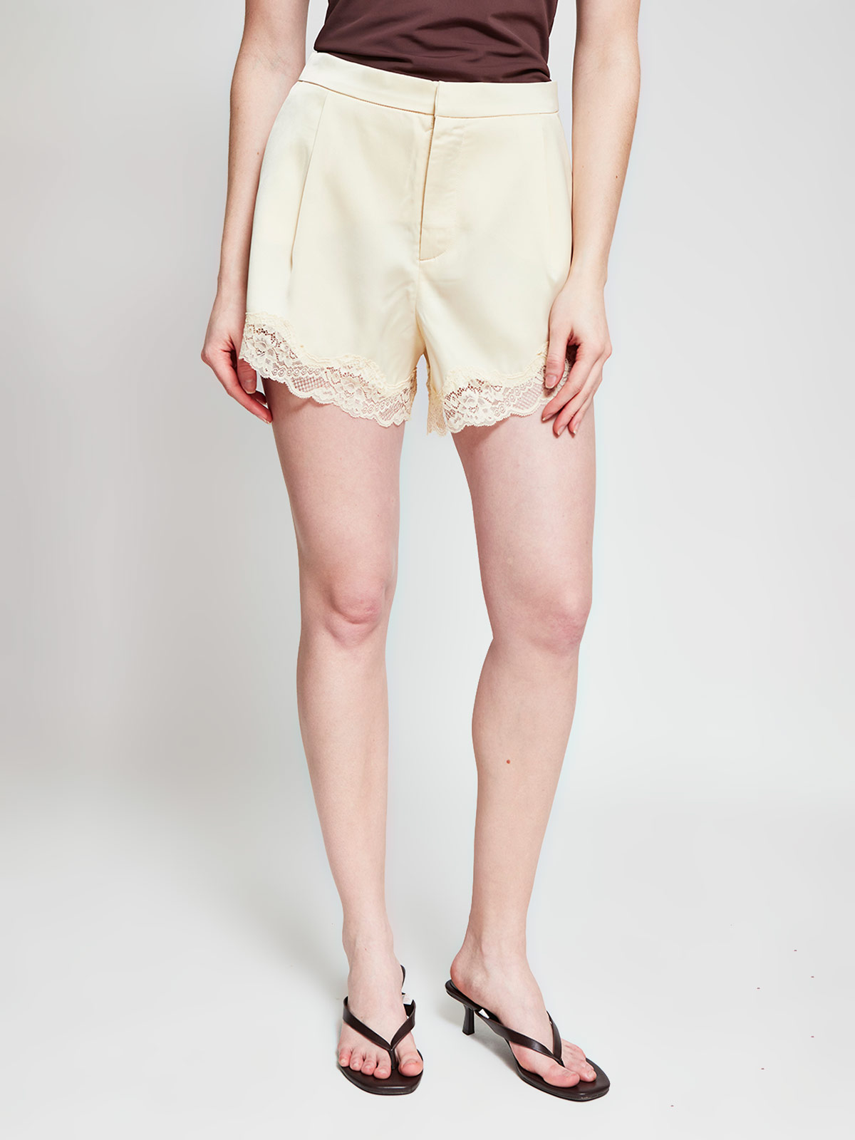 SHORT MUJER INDEX ENCAJE - 2
