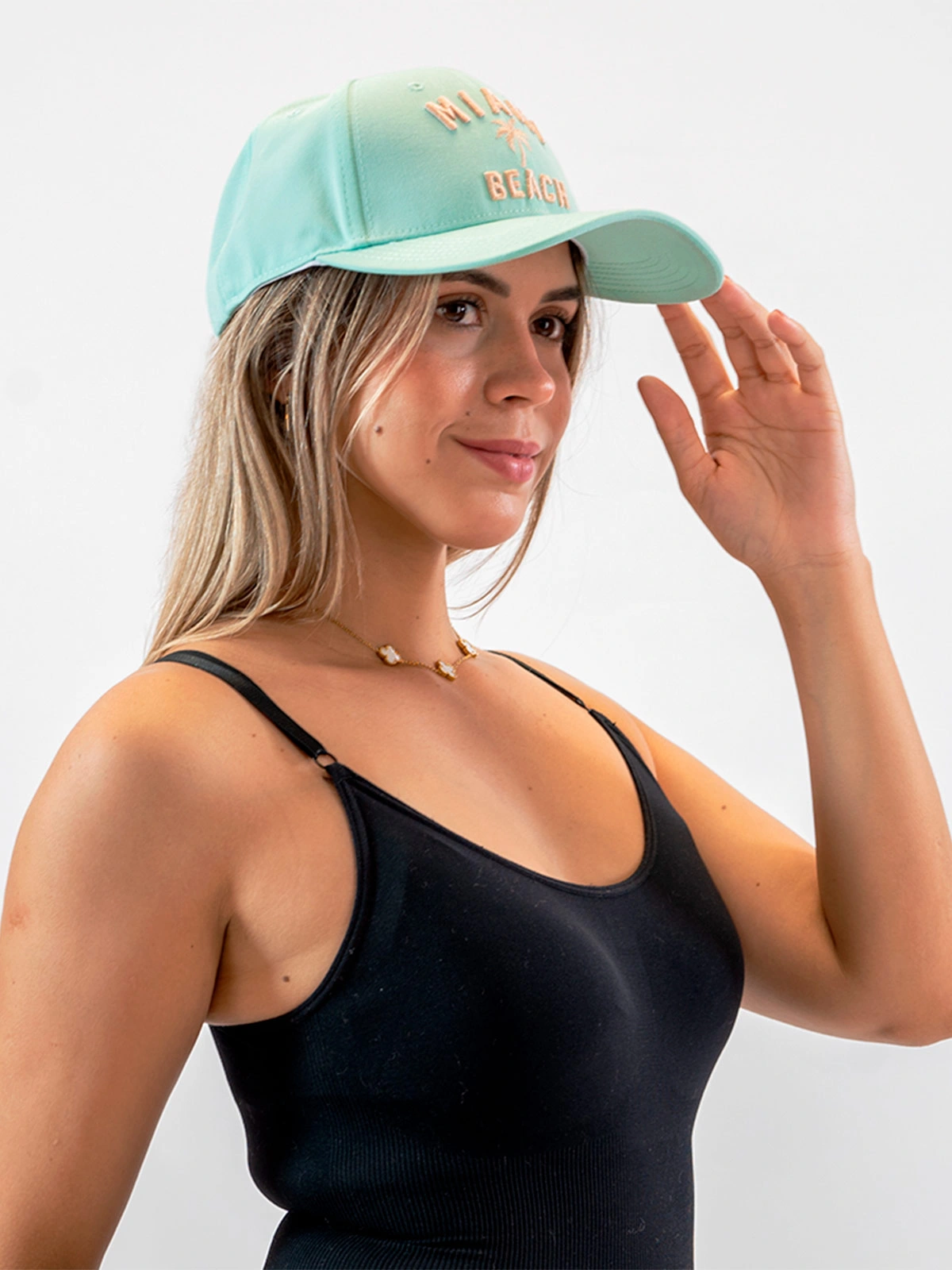 GORRO MUJER BLACKOUT MALIBU - 2