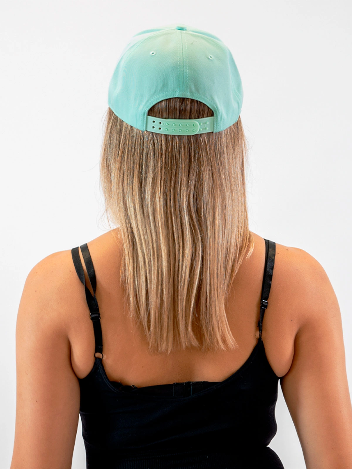 GORRO MUJER BLACKOUT MALIBU - 4
