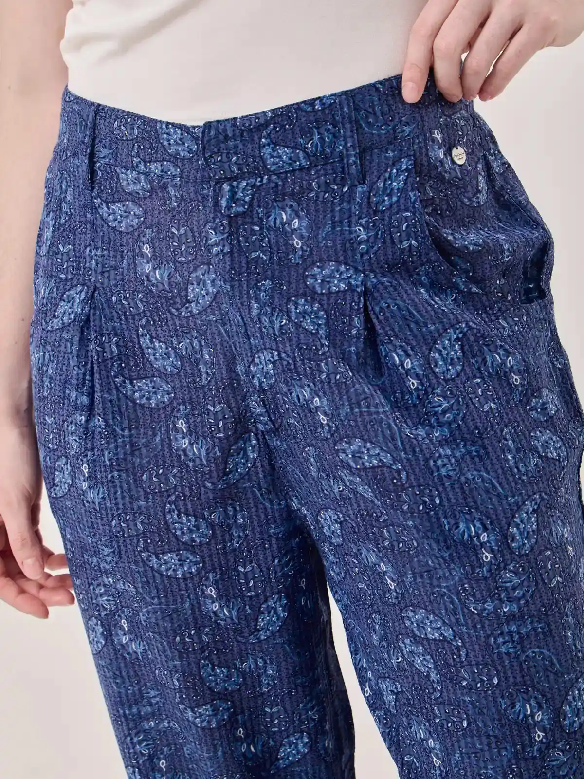 PANTALÓN REGULAR MUJER PEPE JEANS AMANDA - 5
