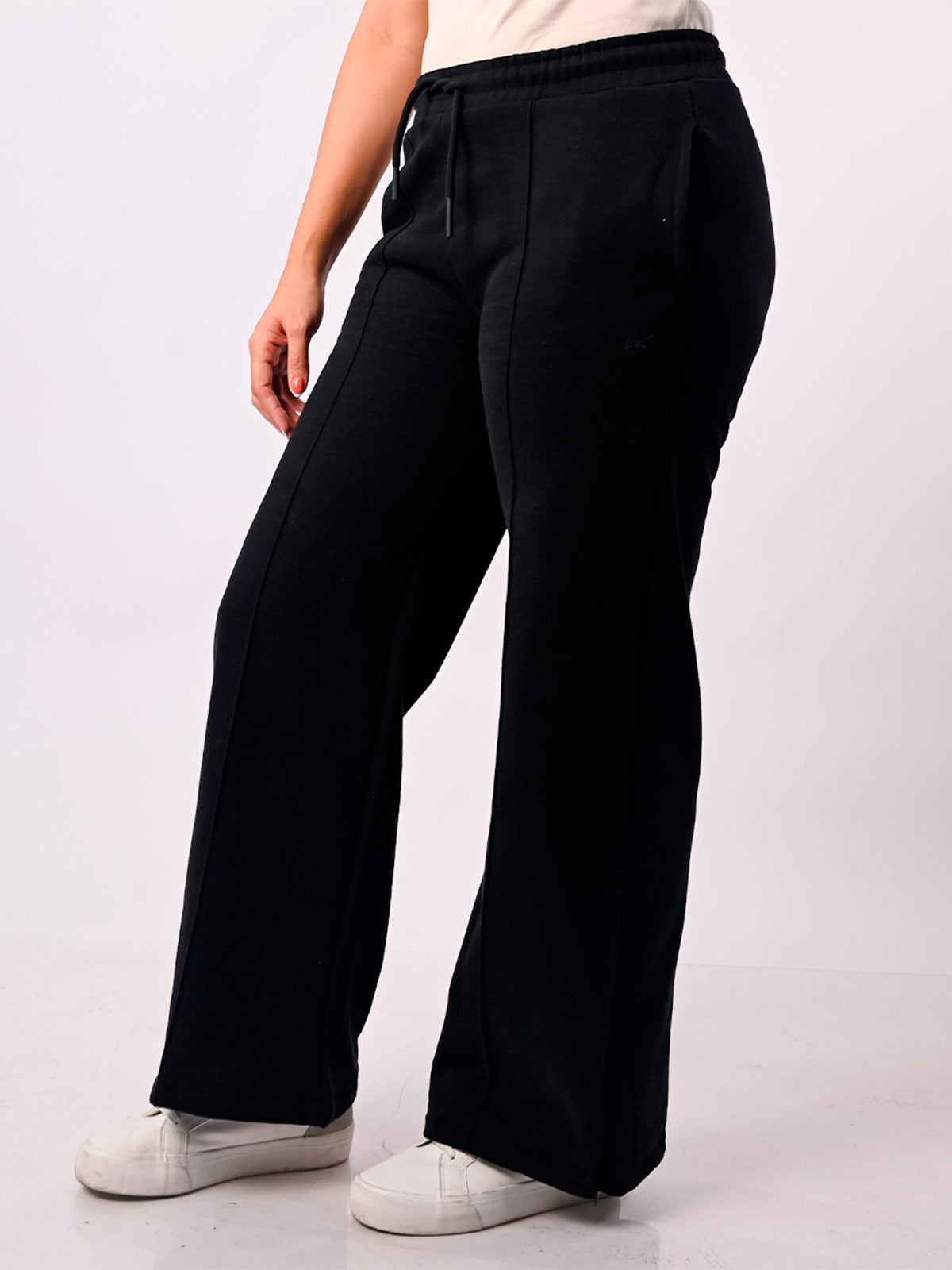 JOGGER MUJER BLACKOUT EMILY - 2