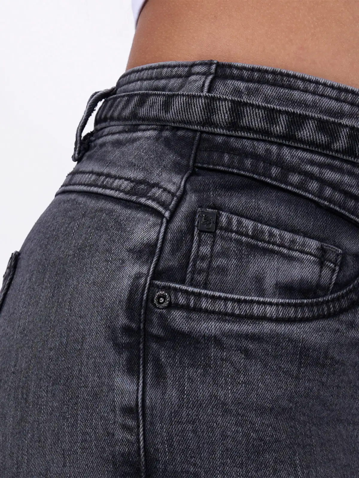 JEANS MOM MUJER BRONCO VASTHY - 4