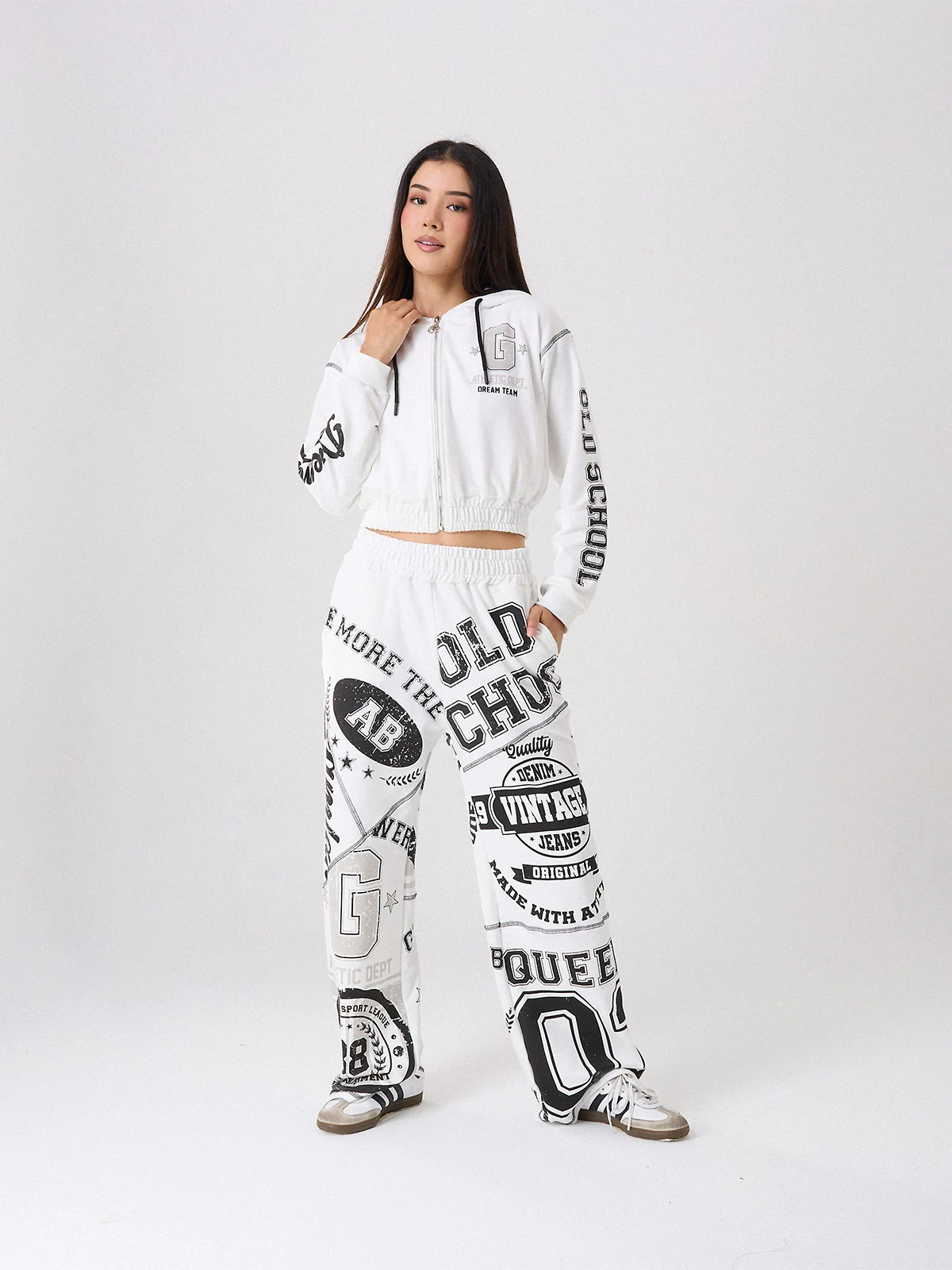 PANTALÓN DE BUZO MUJER ALEJANDRA BAIGORRIA ALMENDRA - 1