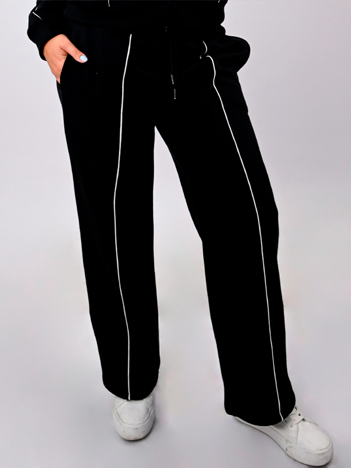JOGGER MUJER BLACKOUT NYLA - 2